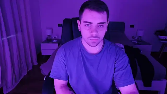 Snapshot of alexx0904 chatting on 03.16.25 alexx0904 online show from 03.16.25