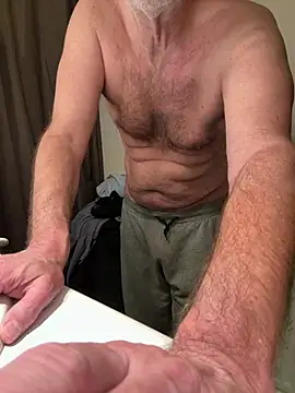 Snapshot of vincent1522 chatting on 02.01.25 vincent1522 online show from 02.01.25