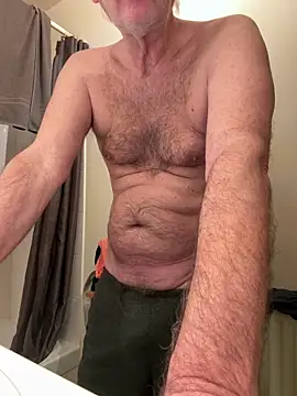 Snapshot of vincent1522 chatting on 02.01.26 vincent1522 online show from 02.01.26