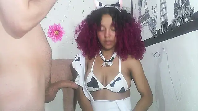 Snapshot of Lola-Pretty chatting on 03.07.25 Lola-Pretty online show from 03.07.25