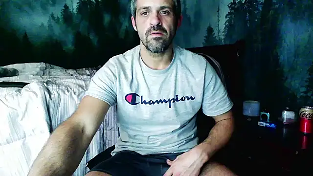 Snapshot of Troyt87 chatting on 01.06.25 Troyt87 online show from 01.06.25