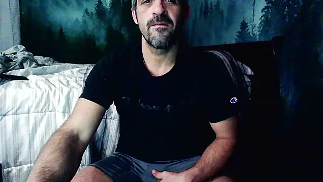 Snapshot of Troyt87 chatting on 01.07.25 Troyt87 online show from 01.07.25