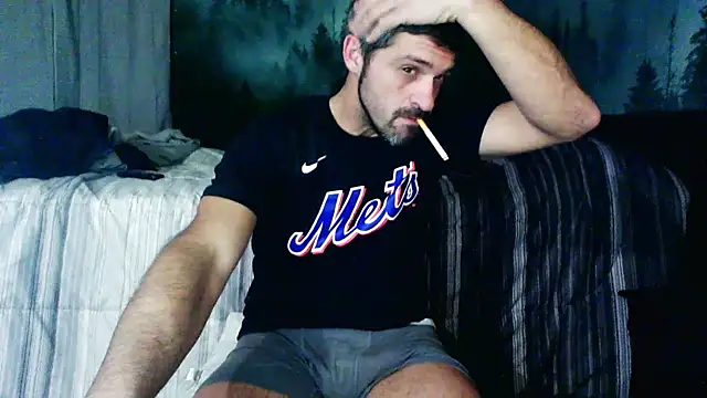 Snapshot of Troyt87 chatting on 01.14.25 Troyt87 online show from 01.14.25