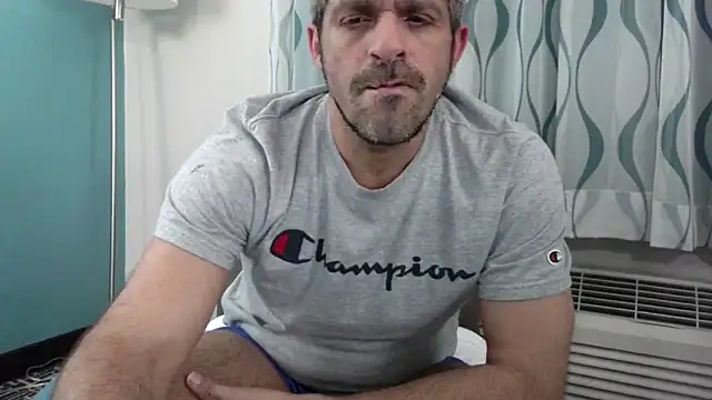 Snapshot of Troyt87 chatting on 11.23.25 Troyt87 online show from 11.23.25