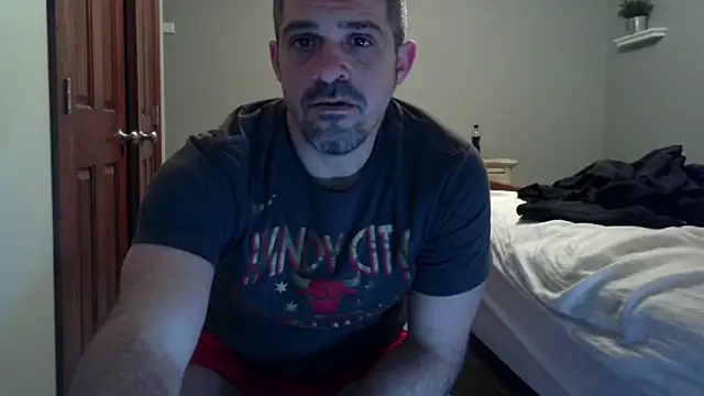 Snapshot of Troyt87 chatting on 02.11.26 Troyt87 online show from 02.11.26