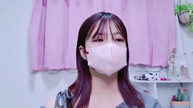 Snapshot of RUKA_o0_0o_ chatting on 02.05.25 RUKA o0 0o online show from 02.05.25