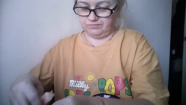 Mayya4321 online show from 10.25.25