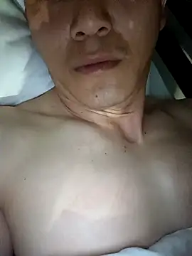 Snapshot of wadmma chatting on 03.22.25 wadmma online show from 03.22.25