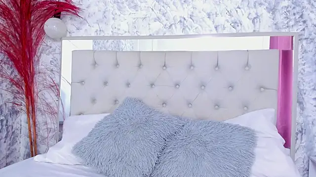 Ariana greenblat online show from 02.26.26