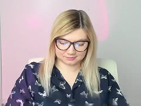 Lola moree online show from 11.10.25