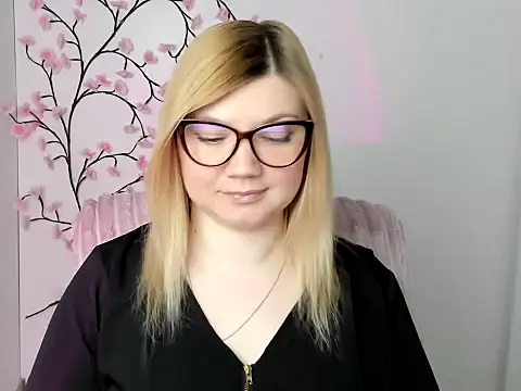 Lola moree online show from 04.24.26