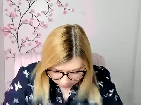 Lola moree online show from 04.28.26