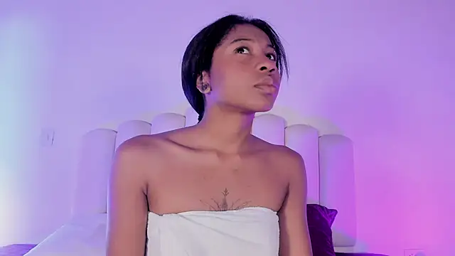 Snapshot of Zaira_Rose_ chatting on 09.11.25 Zaira Rose  online show from 09.11.25
