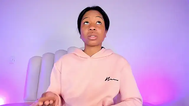 Zaira Rose  online show from 11.25.25