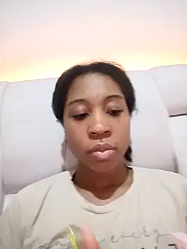 Zaira Rose  online show from 05.03.26