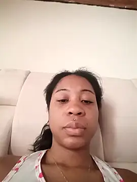 Snapshot of Zaira_Rose_ chatting on 05.10.26 Zaira Rose online show from 05.10.26