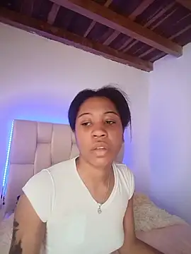 Snapshot of Zaira_Rose_ chatting on 05.31.26 Zaira Rose online show from 05.31.26