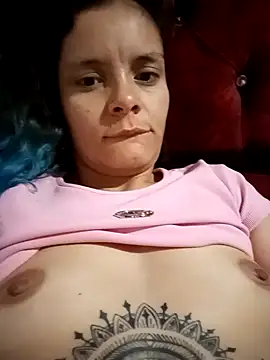 Snapshot of Ariasmithog chatting on 11.27.25 Ariasmithog online show from 11.27.25