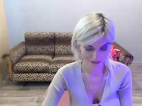 SexyBeatriice online show from 10.09.25