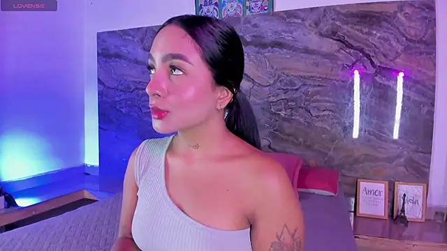 Snapshot of Estefy_gomez09 chatting on 06.02.26 Estefy gomez09 online show from 06.02.26