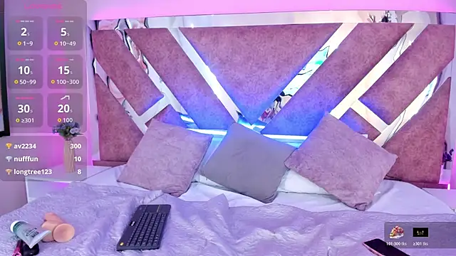 AliDiaz  online show from 10.18.25