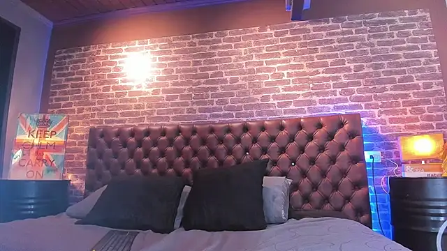 Thomas May4rs online show from 02.20.25