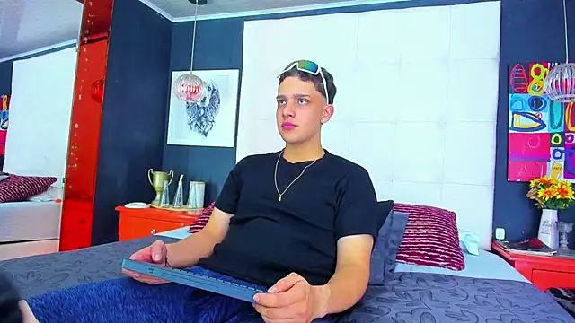 Thomas May4rs online show from 03.13.25