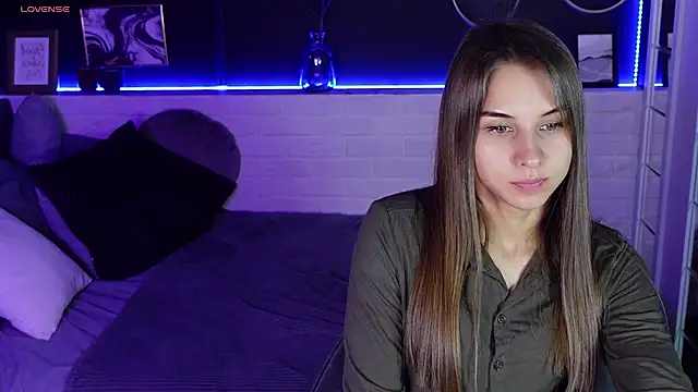 CharmBianca online show from 02.19.25