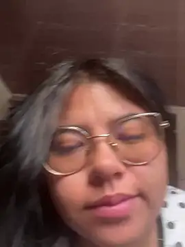 viccky vick online show from 02.01.25