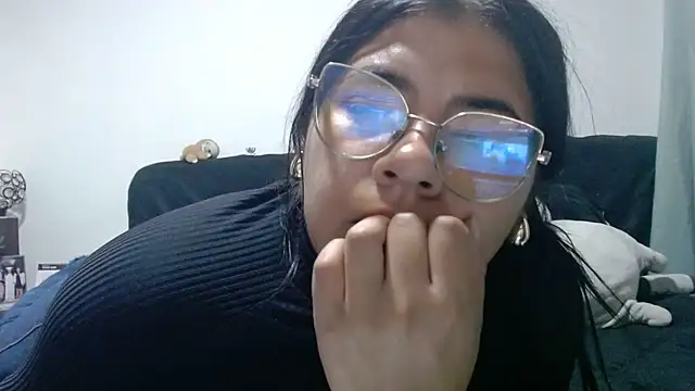 Snapshot of viccky_vick chatting on 06.13.26 viccky vick online show from 06.13.26