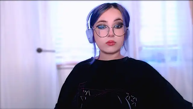 purplewitch online show from 10.18.25