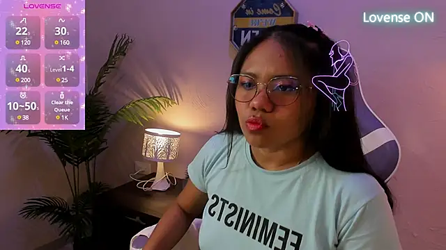 Snapshot of yeikafoxy chatting on 02.20.25 yeikafoxy online show from 02.20.25