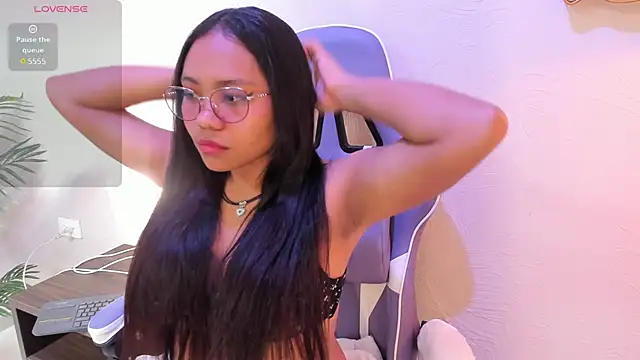 Snapshot of yeikafoxy chatting on 03.06.25 yeikafoxy online show from 03.06.25