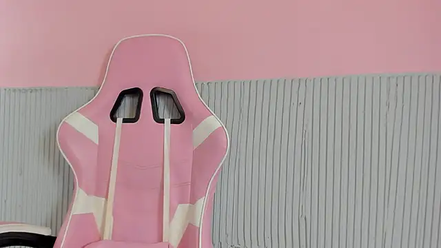 Snapshot of yeikafoxy chatting on 03.01.26 yeikafoxy online show from 03.01.26