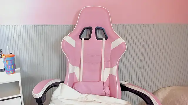 Snapshot of yeikafoxy chatting on 03.03.26 yeikafoxy online show from 03.03.26