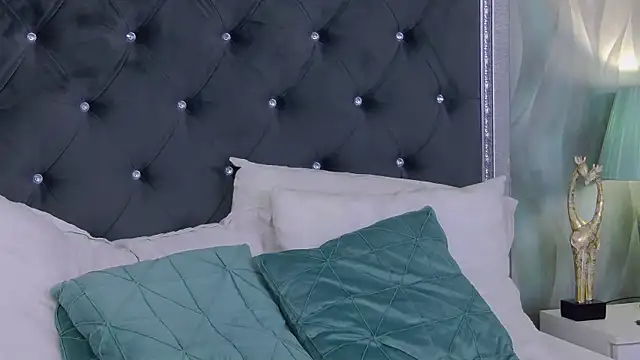 LissaAnn online show from 03.22.26