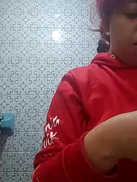 Snapshot of alexandraluv chatting on 02.14.25 alexandraluv online show from 02.14.25
