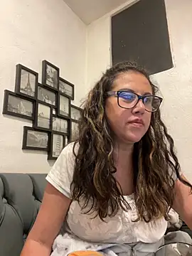 MirandaLatinaLovely online show from 11.11.25