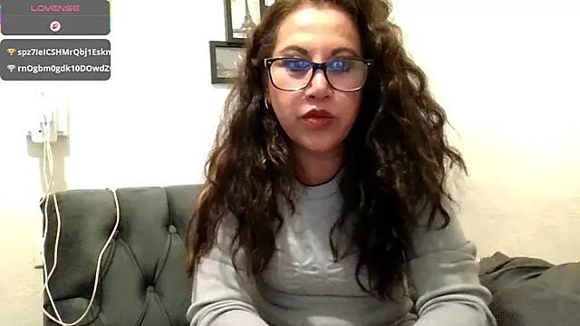 MirandaLatinaLovely online show from 01.10.26