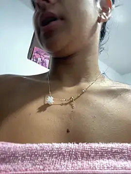 eva roseee online show from 10.07.25