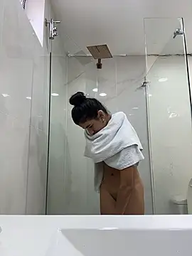 Snapshot of eva_roseee chatting on 03.20.26 eva roseee online show from 03.20.26