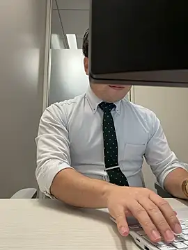 Snapshot of Nobu_469 chatting on 11.20.25 Nobu 469 online show from 11.20.25