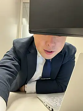 Snapshot of Nobu_469 chatting on 11.26.25 Nobu 469 online show from 11.26.25