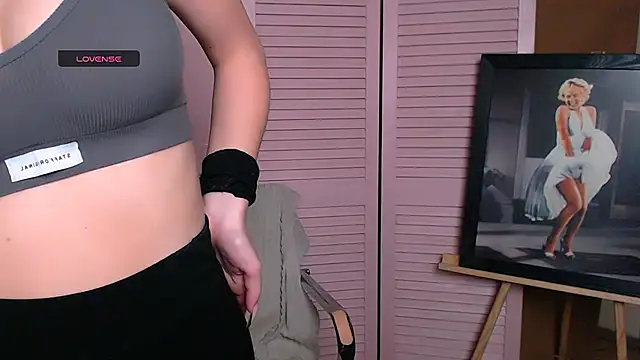 AngelaX  online show from 03.20.25