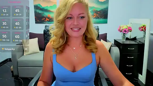 Snapshot of Mira_Whites chatting on 06.22.26 Mira Whites online show from 06.22.26