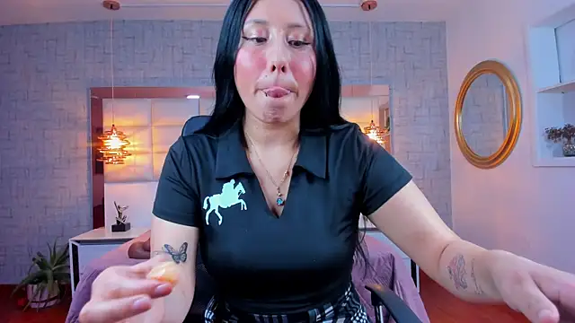 Nohemi louse online show from 07.16.26