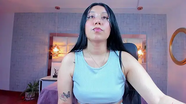 Nohemi louse online show from 07.17.26