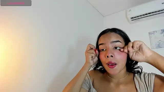 Roxy Stonee online show from 02.14.26