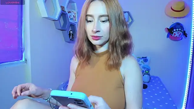 Snapshot of chloe_rockss_ chatting on 02.13.25 chloe rockss online show from 02.13.25