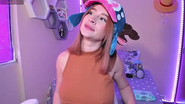 Snapshot of chloe_rockss_ chatting on 02.13.25 chloe rockss online show from 02.13.25